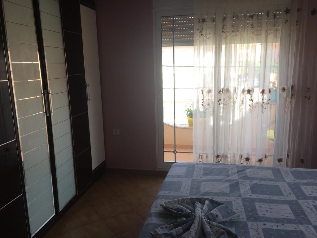 Vila Ridvani Korce Exterior foto